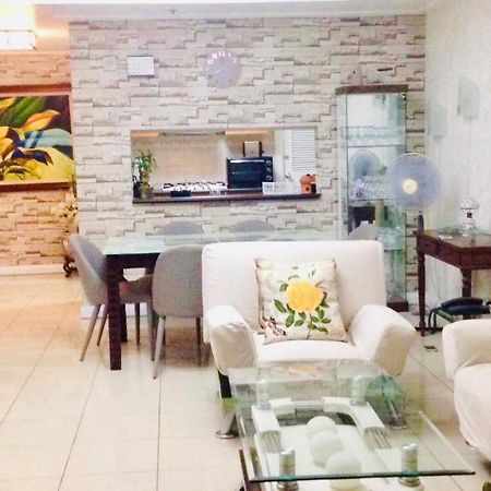 67 Sqm. Condo Unit In Robinson Place Residences Μανίλα Εξωτερικό φωτογραφία