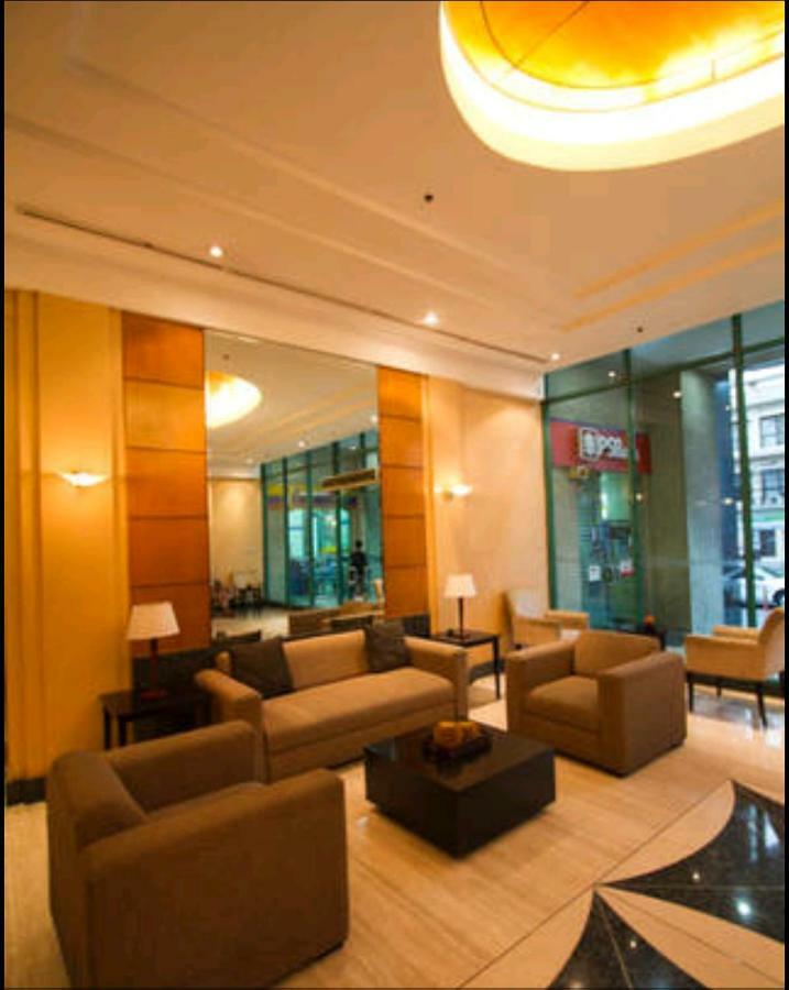 67 Sqm. Condo Unit In Robinson Place Residences Μανίλα Εξωτερικό φωτογραφία